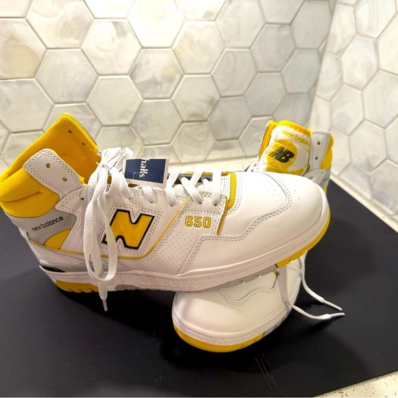 New Balance Men’s 650R Honeycomb Yellow White Hi Tops Size 12 - Picture 1 of 10